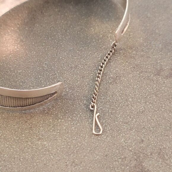 Vintage Sterling & 18k Yellow Gold Peruvian Inca Cuff Bracelet - Picture 8 of 10